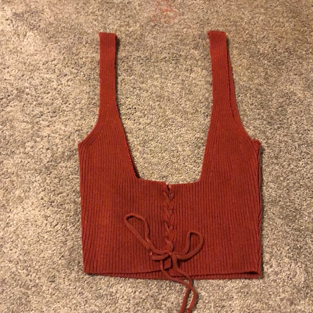 Crop top